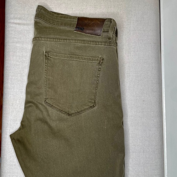 Paige Jeans - Picture 1 of 3